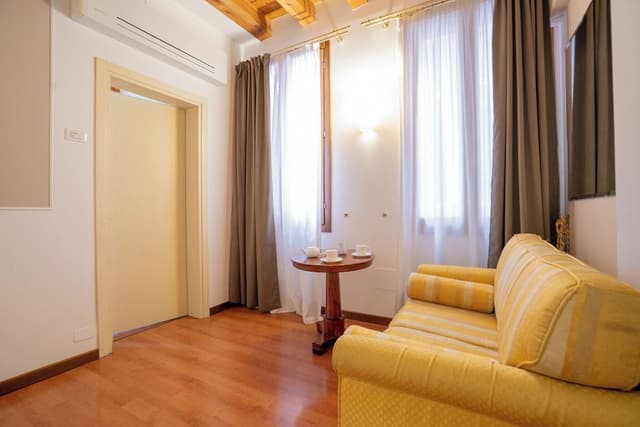 Superior Triple Room, Canal View