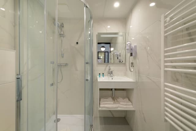 Basic Double Room