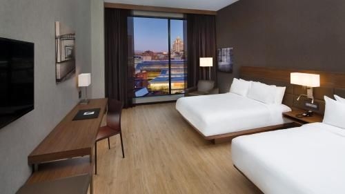 โฮเทล เอซี มอนทรีออล ซ็องตร์-วีล (Hotel AC Montreal Centre-ville)1