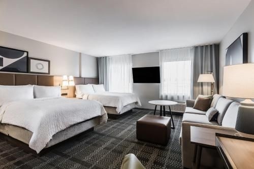 Staybridge Suites Dawson Creek By IHG4