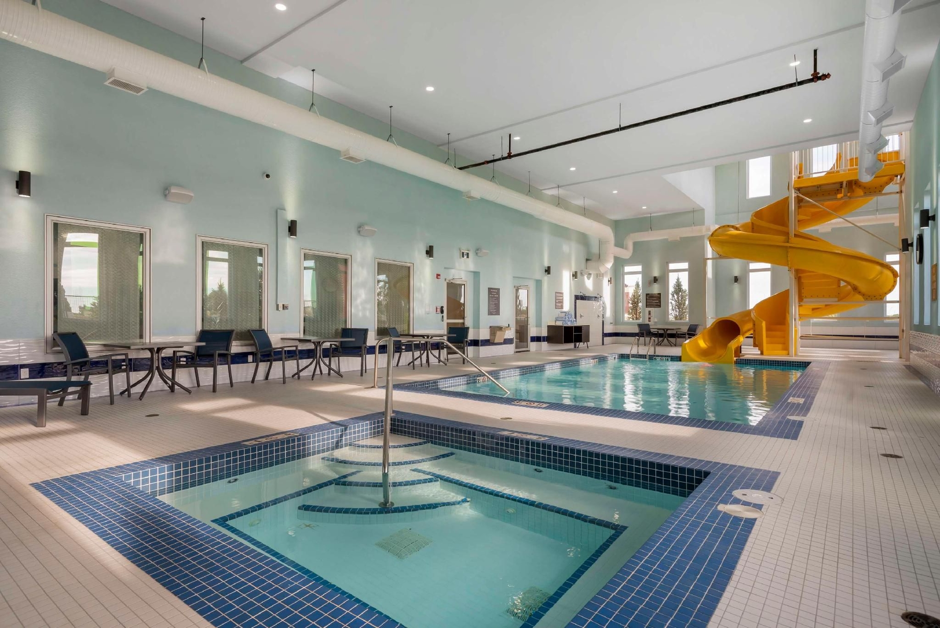 เบสต์ เวสเทิร์น พรีเมียร์ เอ็กเซกคิวทีฟ (Best Western Premier Executive Residency Medicine Hat)2