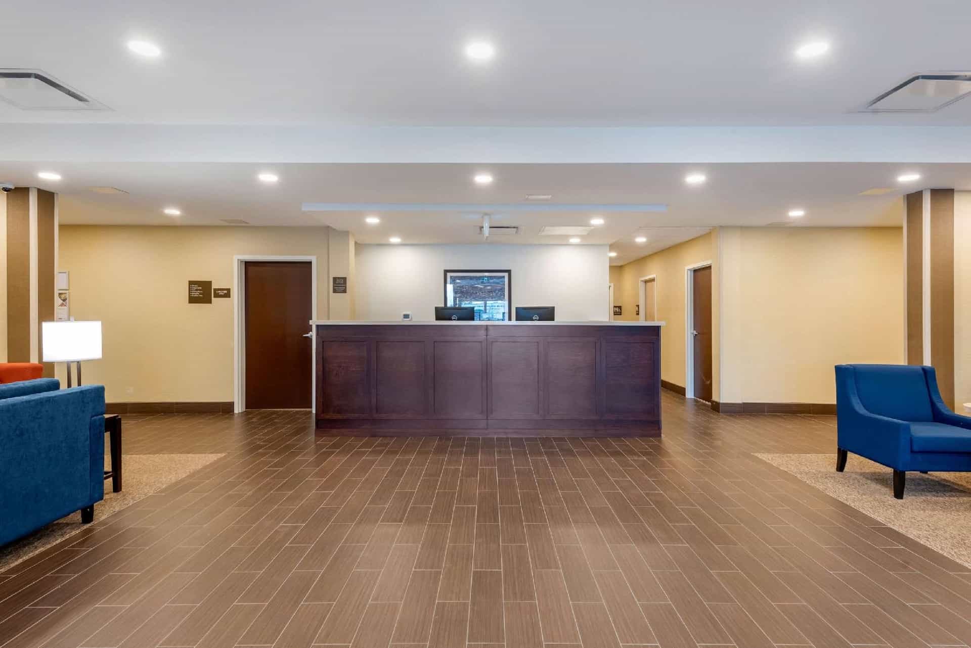 Comfort Inn & Suites