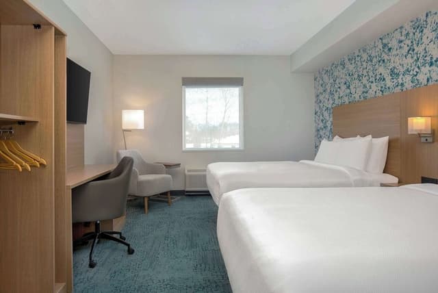 Room, 2 Queen Beds, Non Smoking