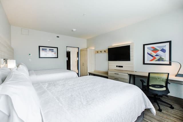 Standard Room, 2 Queen Beds