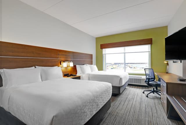 2 Queen Beds Standard Non Smoking