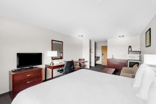 SureStay Plus Hotel by Best Western Hardisty3