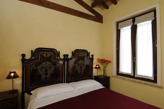 Deluxe Double Room, Patio, Courtyard View