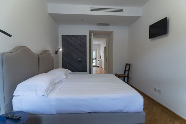 Standard Double or Twin Room, Ensuite