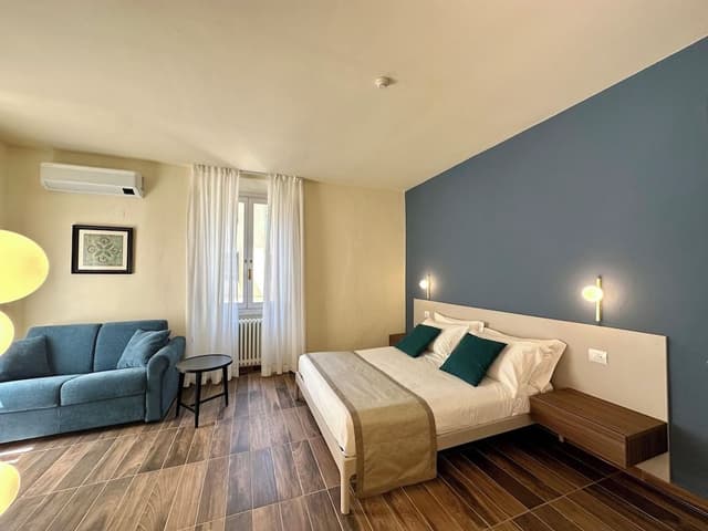 Deluxe Room, 1 Queen Bed with Sofa bed
