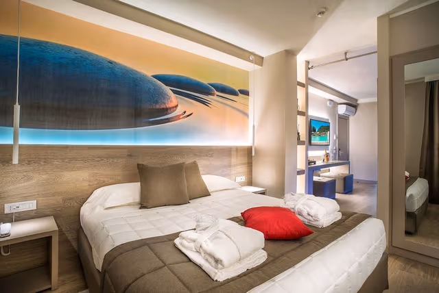 Luxury Suite