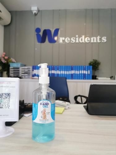 W Residents4