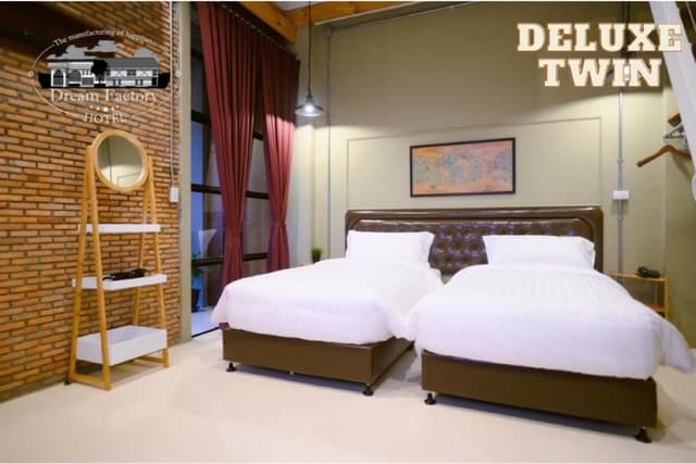 Deluxe Twin Room