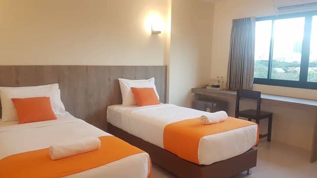 Standard Twin Room (Non-smoking room)