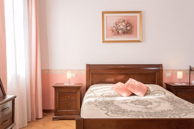 Comfort Double Room, 1 King Bed, Private Bathroom