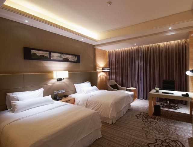 Club Room, 2 Double Beds, City View