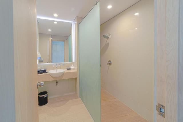 Junior Executive Twin Room