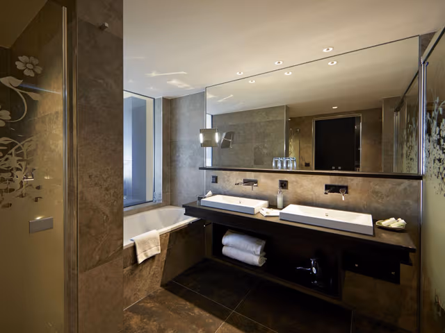 Deluxe Junior Suite