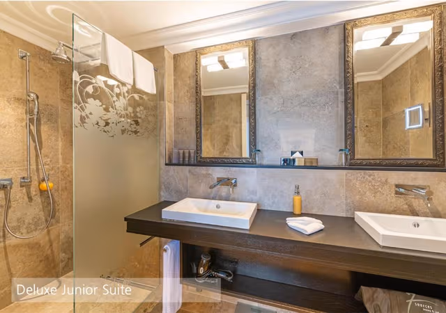 Deluxe Junior Suite