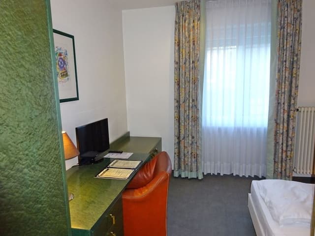 Cosy Single Room