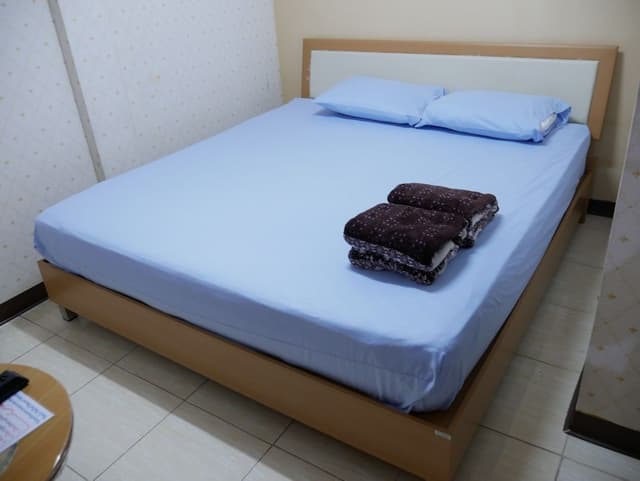 Standard Double Room with Air-conditioner