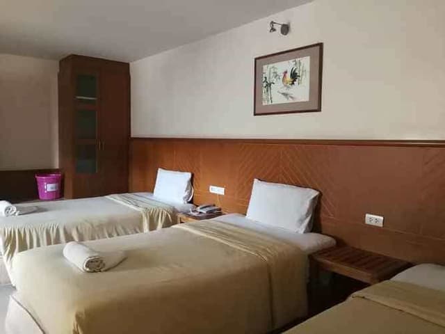 Standard Room For 3 Pax (3 Single Bed)