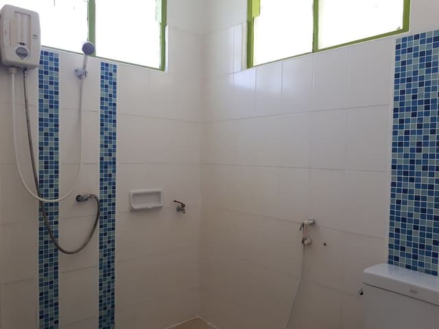 3 Bedrooms Bungalow