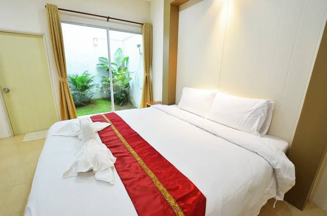 Standard Room (Double bed only)
