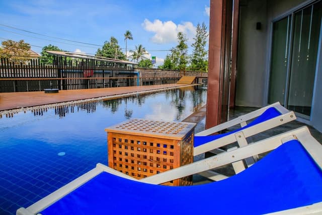 Pool Access Deluxe