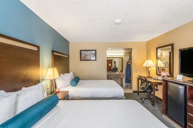 Room, 2 Queen Beds