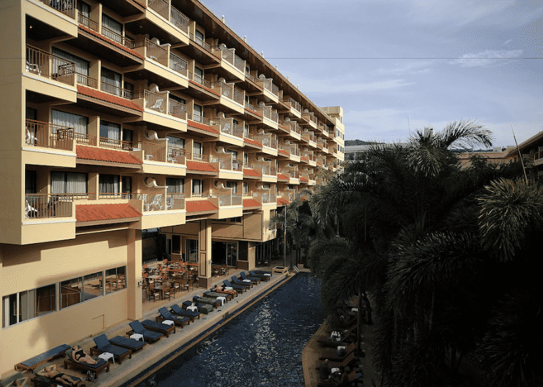 บาวแมน แกรนด์ โฮเต็ล (Bauman Grand Hotel)1