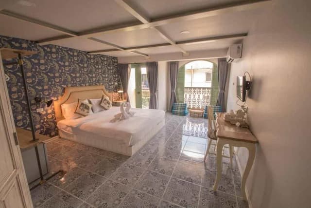 Superior Terrace Room