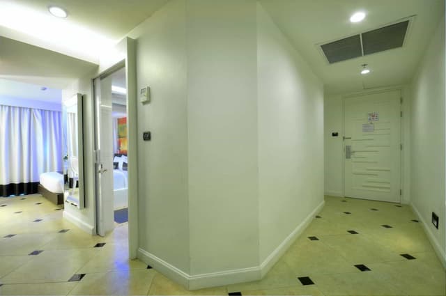 Premier Room