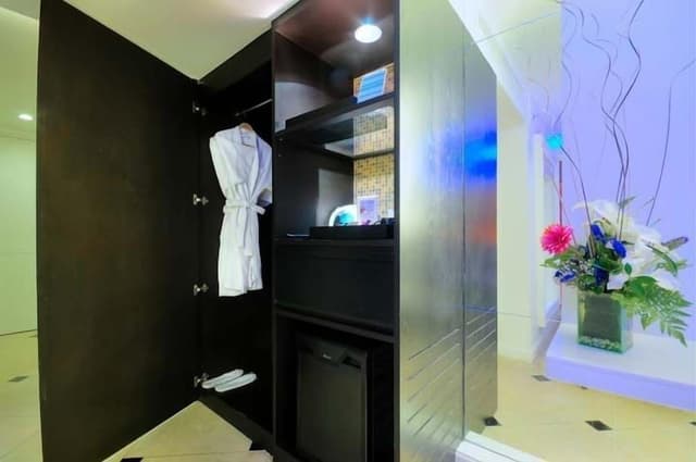 Executive Room
