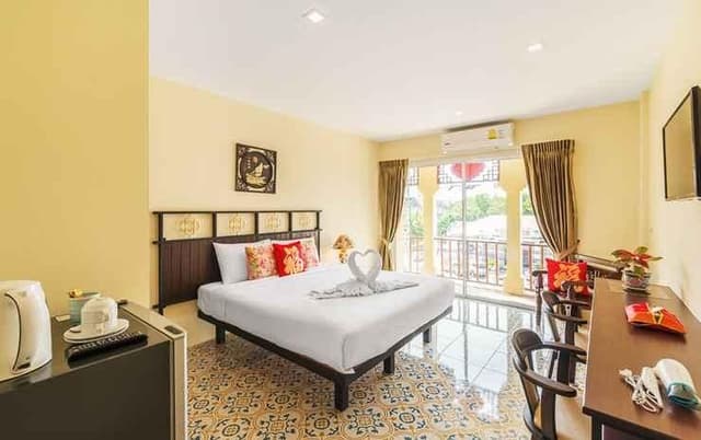 Deluxe Double Bed With Balcony