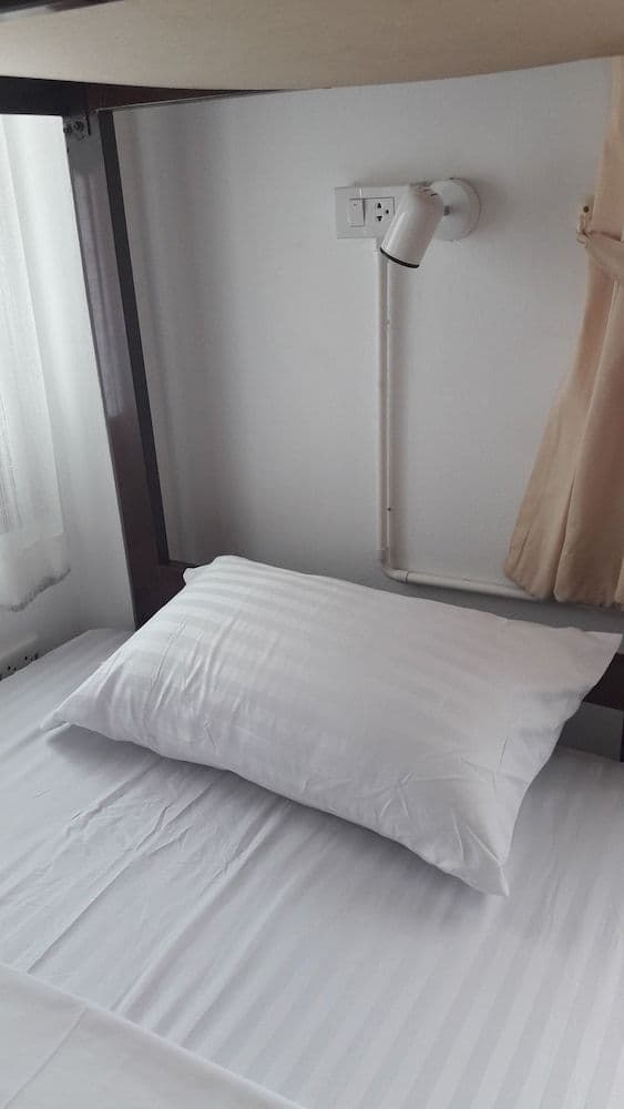 10-Bed Female Dormitory