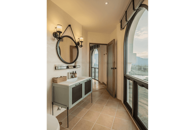 Alta Vista West Floor 9-15th