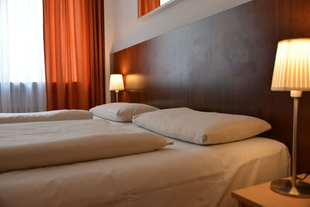 Standard Double Room (Queensize Bed 140cm)