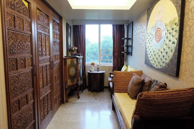 CORNER SUITE 2 (FAMILY ROOM)