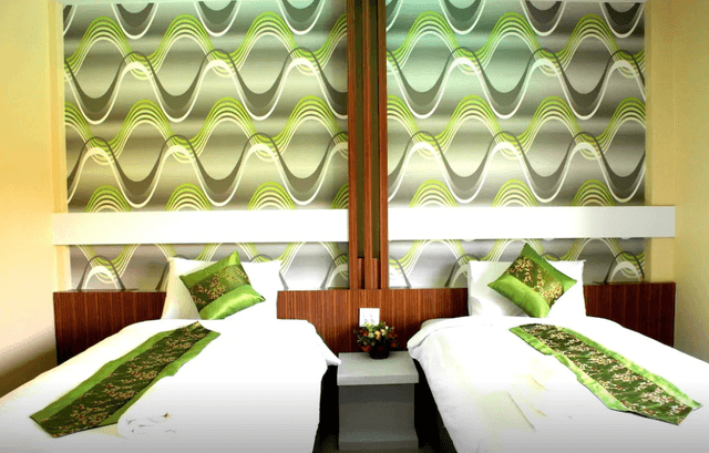 Economy Room