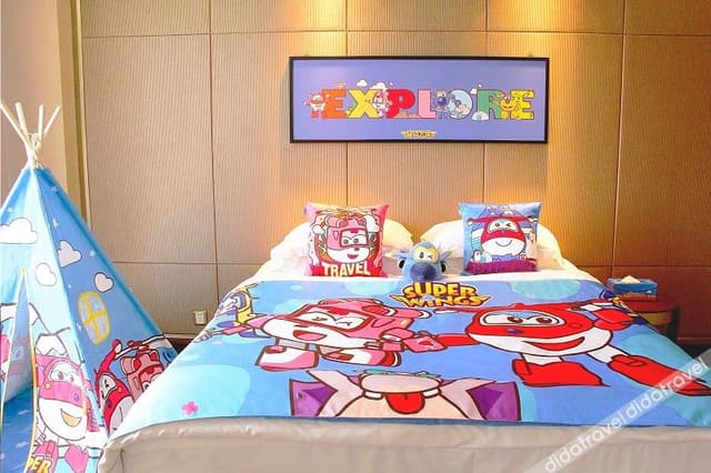 Kuya Super Wings Family Suite