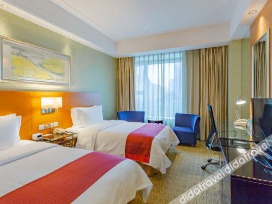 Holiday Inn Club Room
