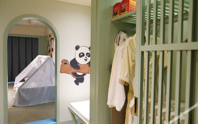 Parent-child Suite