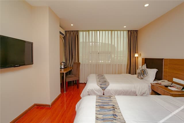 Selected Room (2 beds)