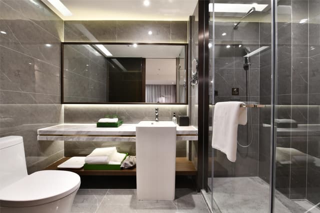 Executive Queen Room