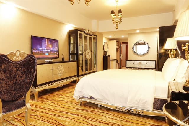 Continental Style Queen Room