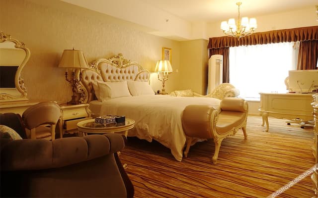 Light Luxury Deluxe Double Bed Room