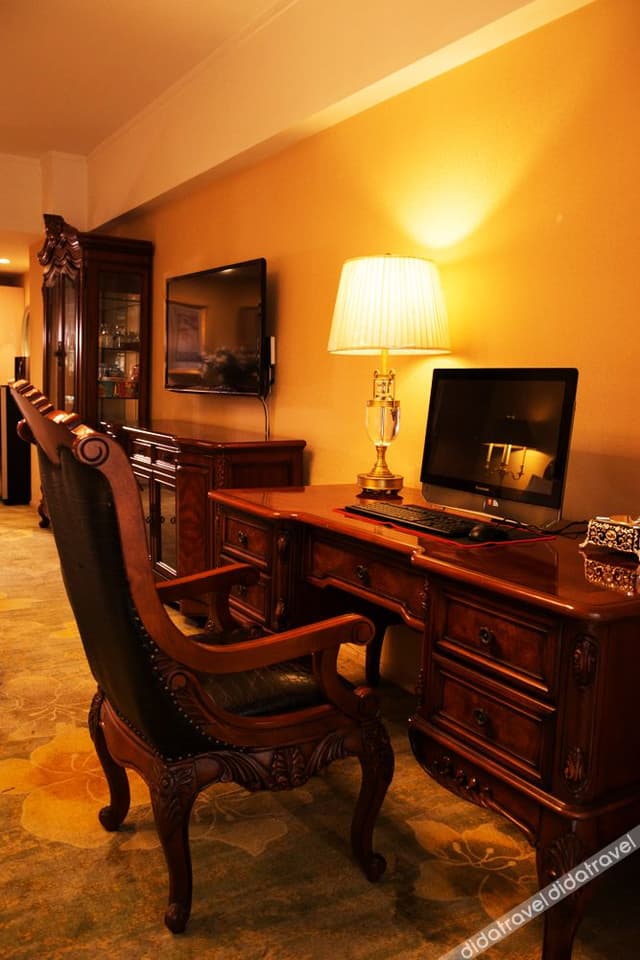 American-style Deluxe Double Room