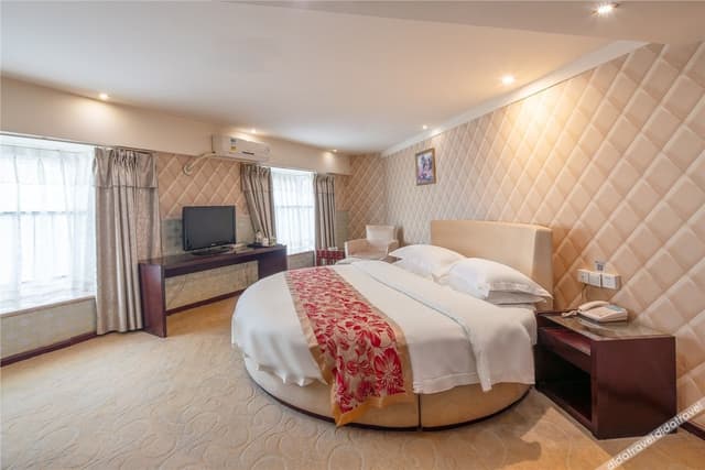 Warm Sunshine Room