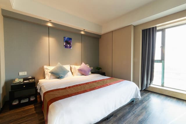 Garden Elegant Room (Double bed)