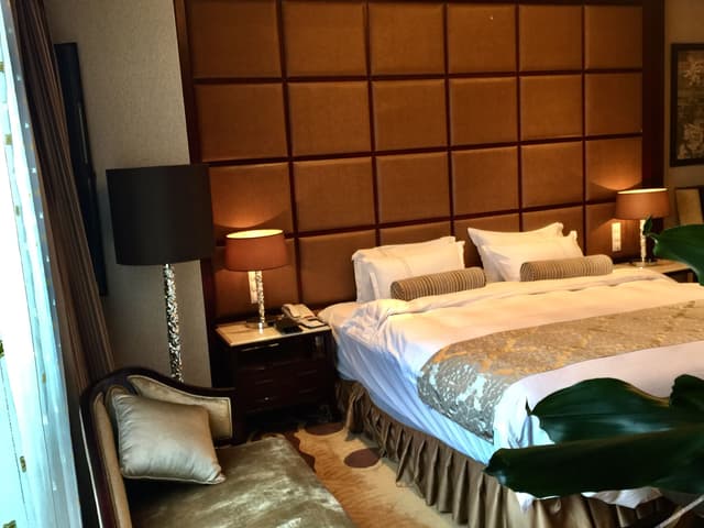 Diamond Suite